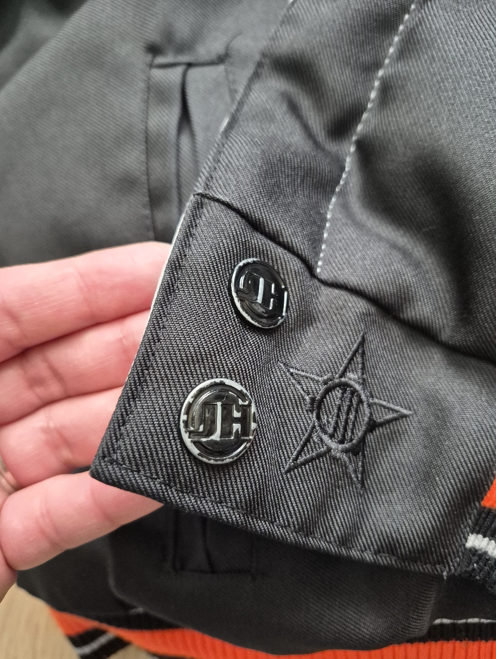 Men's San Francisco Giants REVERSIBLE Full Snap Jacket Black/Gray Twill Medium - Picture 6 of 10